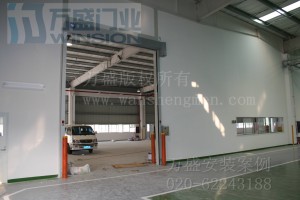 廣州愛(ài)德克斯汽車配件有限公司快速卷門安裝案例